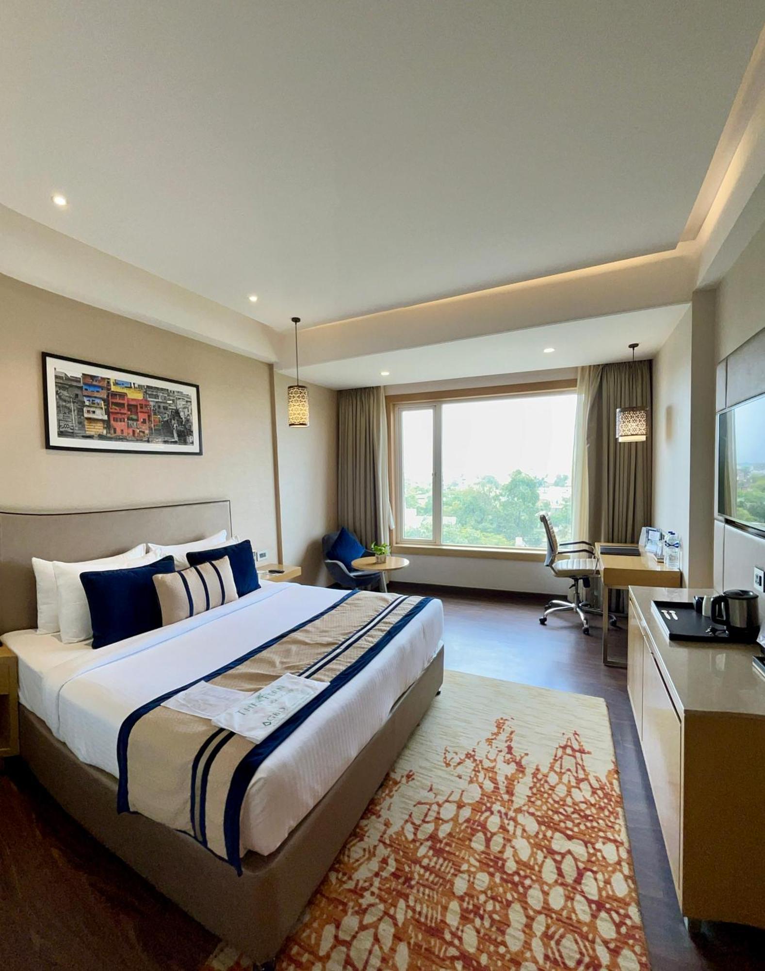 The Fern Residency Sarnath Hotell Varanasi Exteriör bild