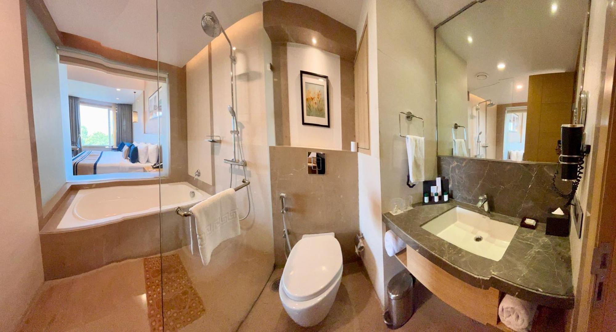 The Fern Residency Sarnath Hotell Varanasi Exteriör bild