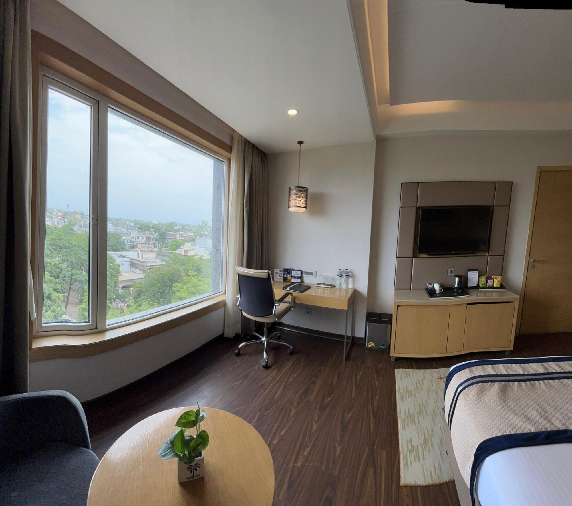 The Fern Residency Sarnath Hotell Varanasi Exteriör bild