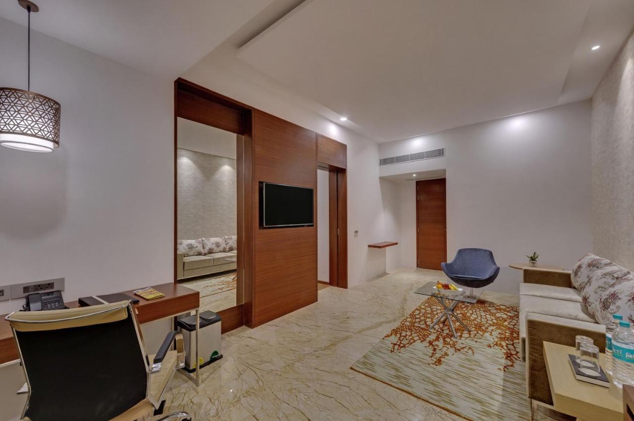 The Fern Residency Sarnath Hotell Varanasi Exteriör bild